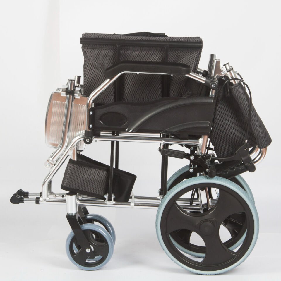 12 Inc Tekerlekli Sandalye